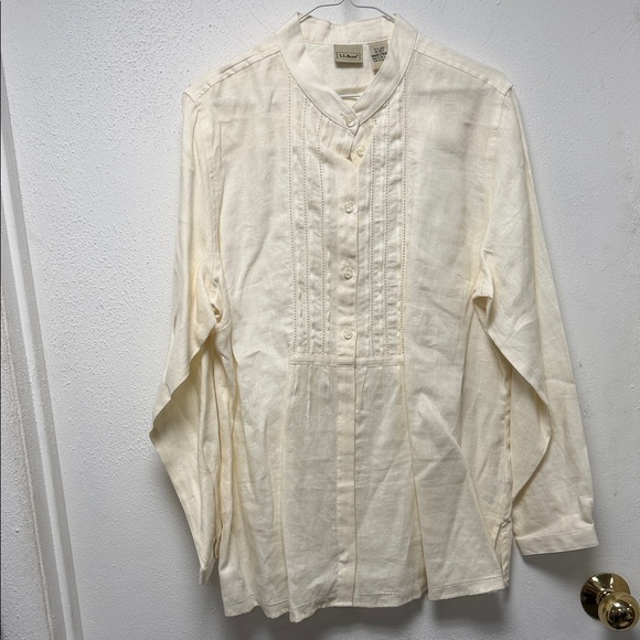 L.L. Bean Tops - L.L. Bean Cream Button Down Shirt vintage 1990s